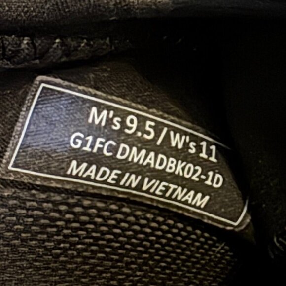 Kizik Men's Madrid Eco Knit in Blackout - Picture 5 of 5